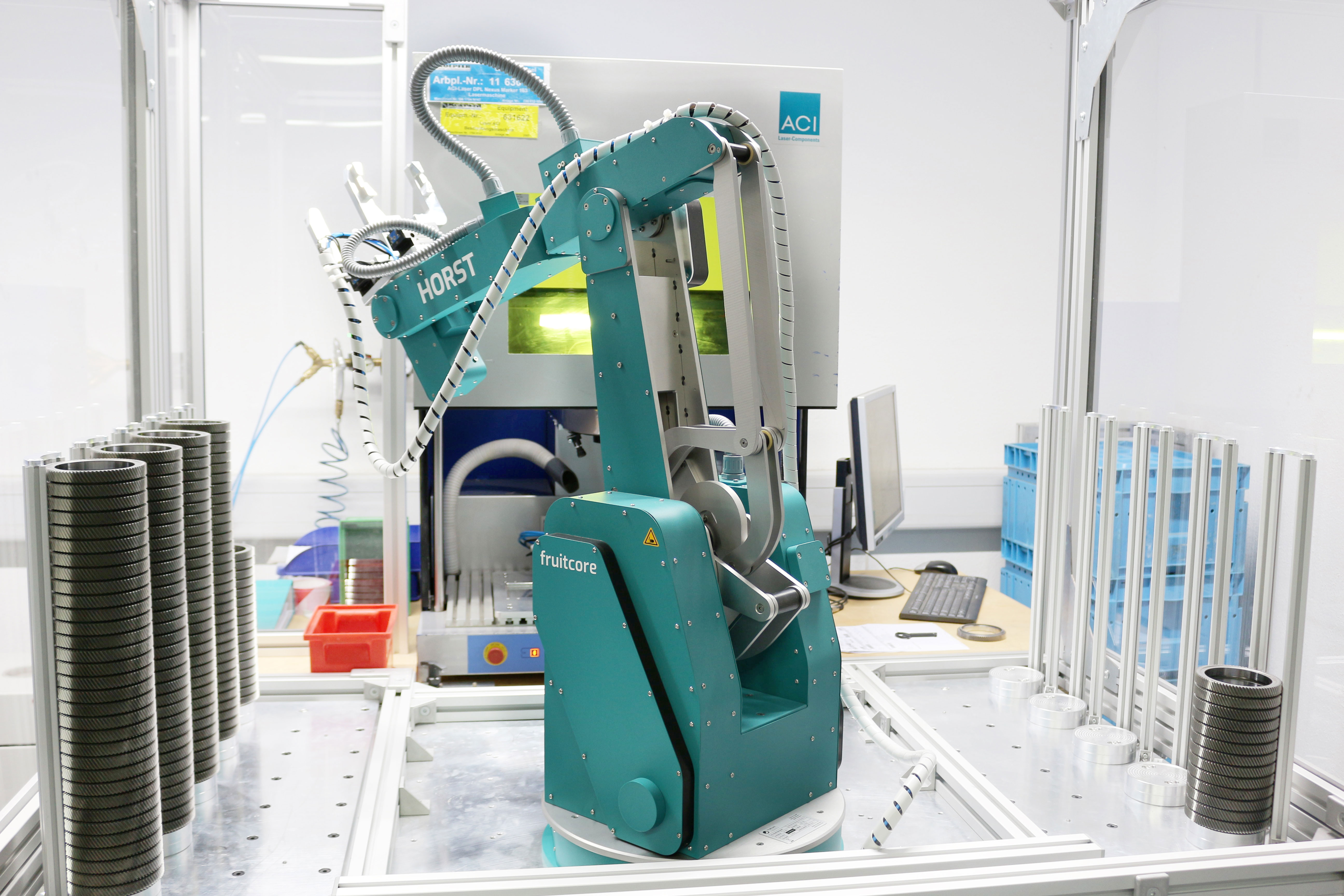 fruitcore robotics - Industrieroboter HORST bei Koepfer fruitcore robotics - Industrieroboter HORST bei Koepfer